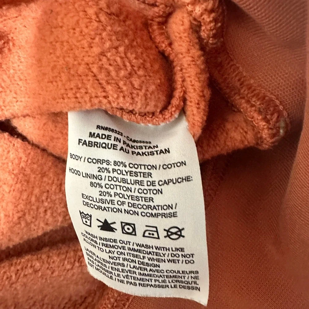 Nike Hoodie Pullover Sweatshirt Mens Size M Coral Orange Center Swoosh Chest